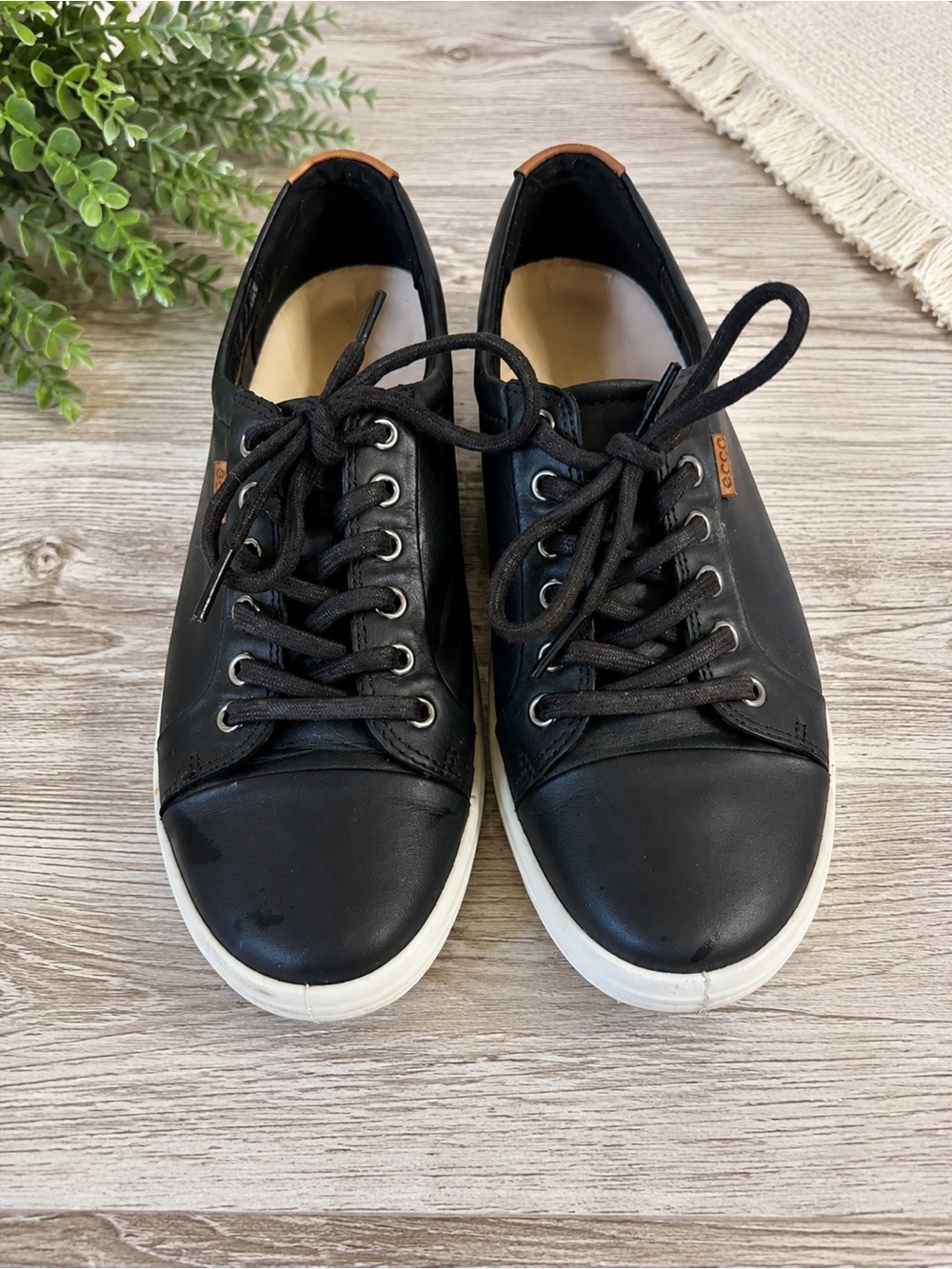 Ecco Black Leather Women's Lace-Up Sneakers with White Sole and Brown Heel Tab